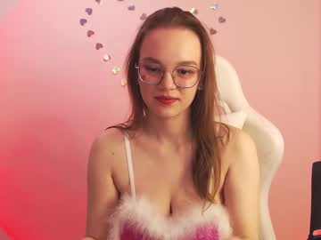 Yourdreamray Chaturbate stream image from February 14, 2025