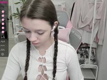 Kokomii_ Chaturbate stream image from February 15, 2025