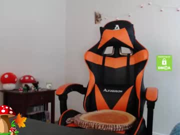 Forest_Brat Chaturbate stream image from February 15, 2025