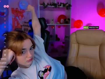 Liana_Kisses Chaturbate stream image from February 15, 2025