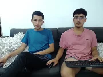 Fallgays Chaturbate stream image from February 15, 2025