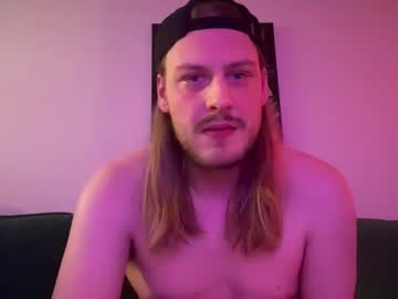 Maxwatts95 Chaturbate stream image from February 15, 2025
