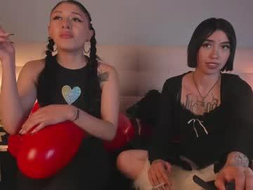 Cintya_Kors Chaturbate stream image from February 15, 2025