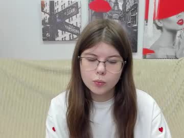 Cutie_Lory Chaturbate stream image from February 15, 2025