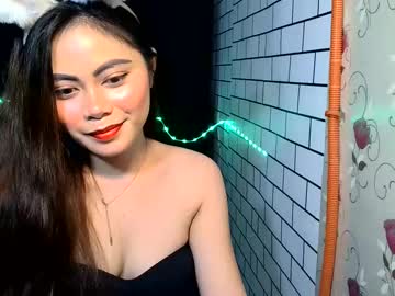 Reviya_Fox21 Chaturbate stream image from February 15, 2025