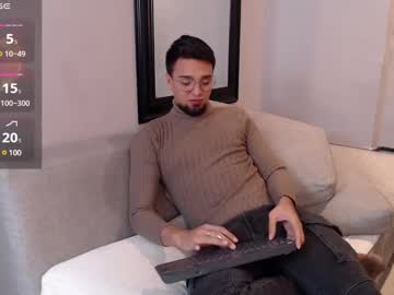 Edward_Maxx Chaturbate stream image from February 15, 2025