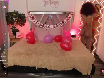 Daphnne_Tay Chaturbate stream image from February 15, 2025