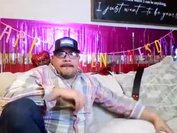 Dollysdaddy Chaturbate stream image from February 15, 2025