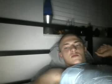 Formilf777 Chaturbate stream image from February 15, 2025