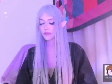 Violettbones Chaturbate stream image from February 15, 2025