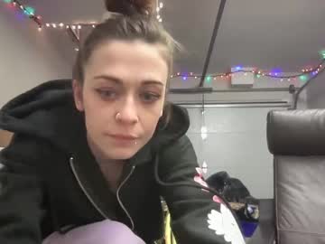 Fiestycouple2320 Chaturbate stream image from February 15, 2025