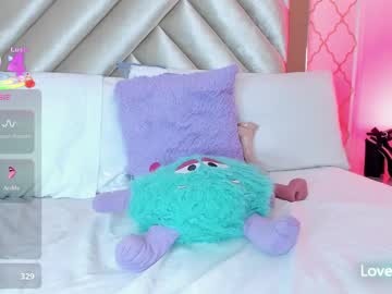 Samantha_Duque11 Chaturbate stream image from February 15, 2025