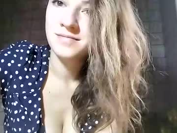Sweet_Lilgirl_X Chaturbate stream image from February 15, 2025