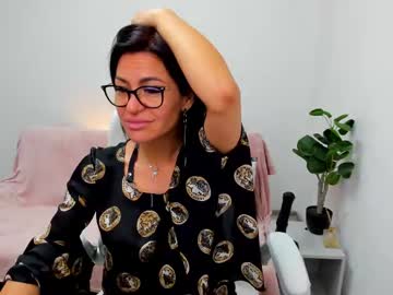 Vicky_Ivy Chaturbate stream image from February 15, 2025