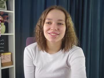 Berenicecoleson Chaturbate stream image from February 15, 2025