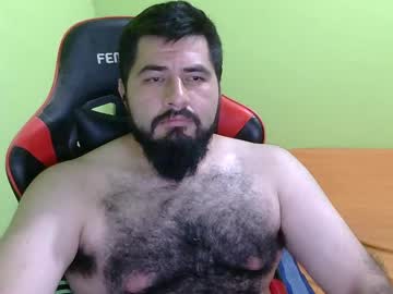 Daviddelz Chaturbate stream image from February 15, 2025