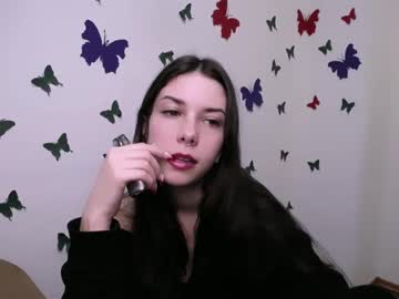Luxurymur_ Chaturbate stream image from February 15, 2025