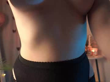 Sarahson Chaturbate stream image from February 15, 2025