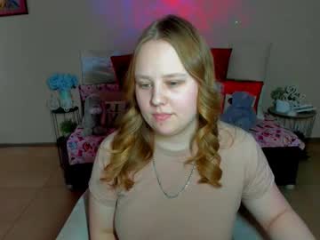 Elizagrant Chaturbate stream image from February 15, 2025