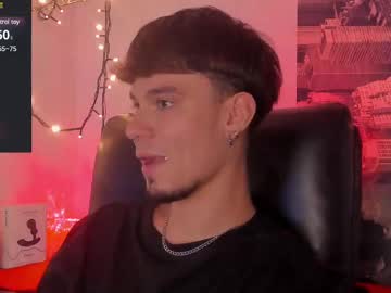Liam_Thunder Chaturbate stream image from February 15, 2025