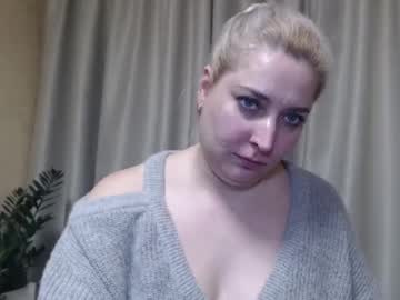 Ohsweetiren Chaturbate stream image from February 15, 2025