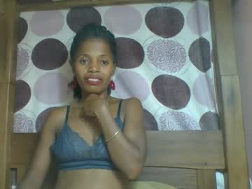 Rosiahot1 Chaturbate stream image from February 15, 2025