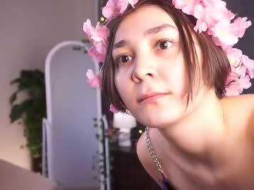 Varrissa Chaturbate stream image from February 15, 2025