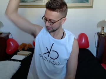 Angeloleoni Chaturbate stream image from February 15, 2025