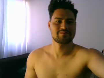 Edgaroos Chaturbate stream image from February 15, 2025