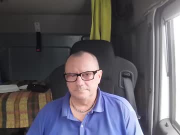 Komputer123456789 Chaturbate stream image from February 15, 2025
