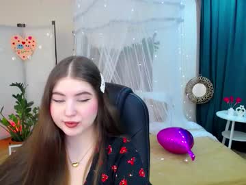 Nicolefoxery Chaturbate stream image from February 15, 2025