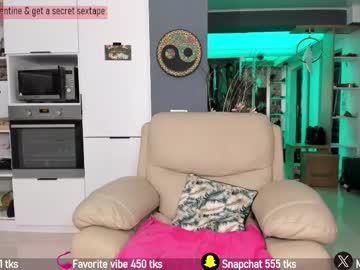 Amysuperheroes Chaturbate stream image from February 15, 2025