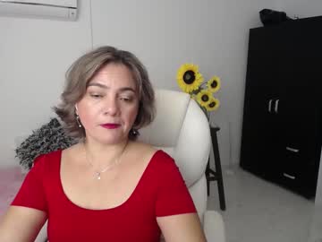 Rebeca_Milf Chaturbate stream image from February 15, 2025