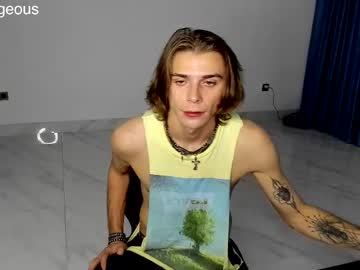 Samgorgeous Chaturbate stream image from February 15, 2025