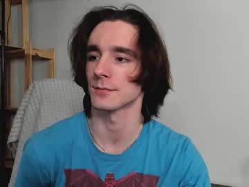 Misterhult Chaturbate stream image from February 15, 2025