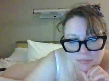 Uptowntiffani Chaturbate stream image from February 15, 2025