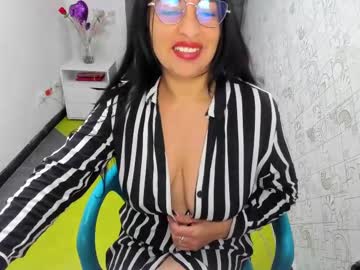 Cristal_Cooper__ Chaturbate stream image from February 15, 2025