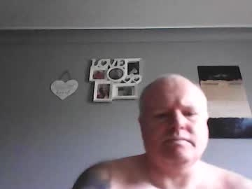 Kdus44 Chaturbate stream image from February 15, 2025