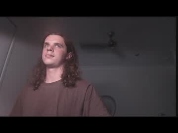 1luckyman4you Chaturbate stream image from February 15, 2025