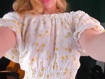 Alice_Tucci Chaturbate stream image from February 15, 2025