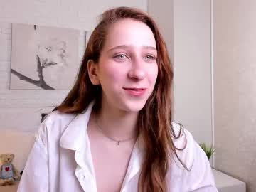 Aska_Yuppy Chaturbate stream image from February 15, 2025