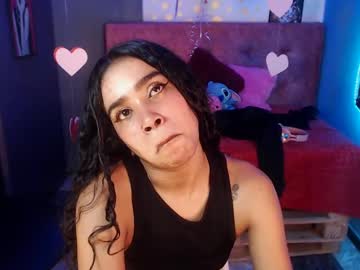 Bruniemanhattan Chaturbate stream image from February 15, 2025