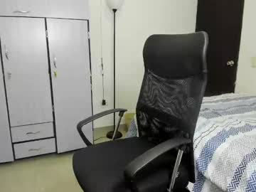 Carlitosex09 Chaturbate stream image from February 15, 2025