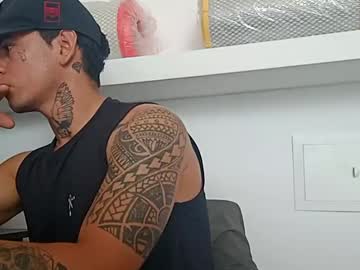 Josekingleo Chaturbate stream image from February 15, 2025