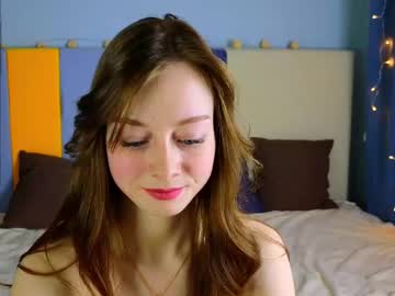 Mariafleur Chaturbate stream image from February 15, 2025