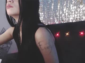 Vaiolet_Miss2 Chaturbate stream image from February 15, 2025