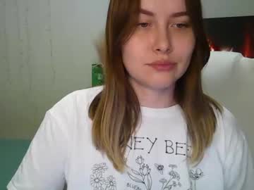 Wendysoftgirl Chaturbate stream image from February 15, 2025
