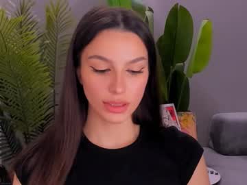 Whoislulu Chaturbate stream image from February 15, 2025