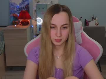 Kiranyan Chaturbate stream image from February 15, 2025