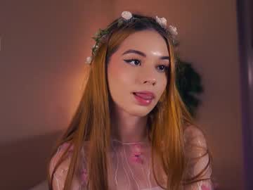 Primroseberesford Chaturbate stream image from February 15, 2025